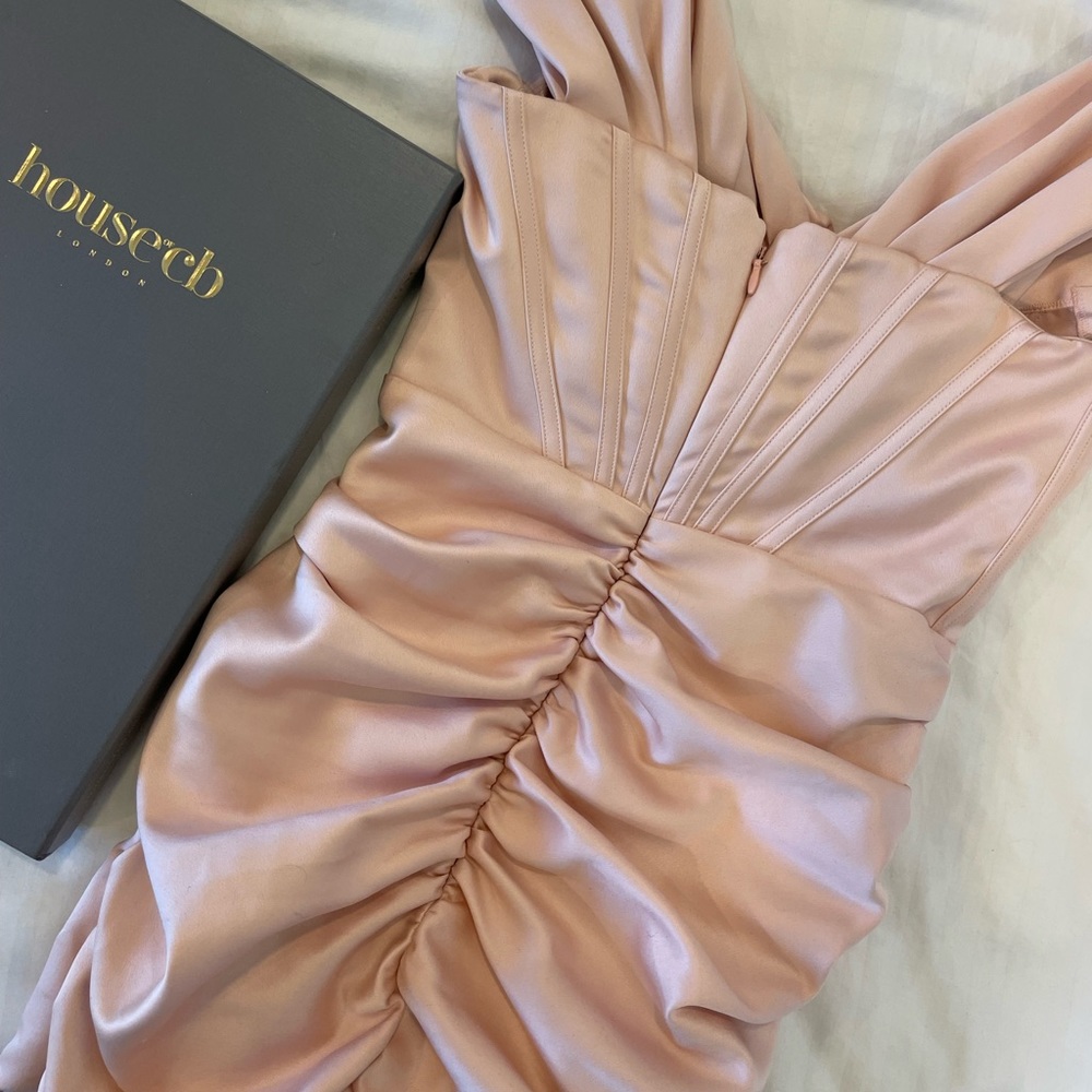 House of CB- Coraline- BLUSH SATIN CORSET DRESS—- size medium - Picture 3 of 4